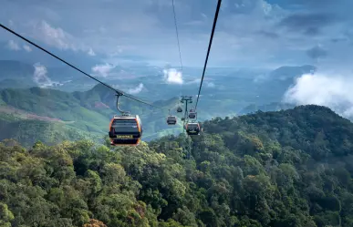 Teleférico se precipita cerca de Nápoles, tres muertos y un desaparecido