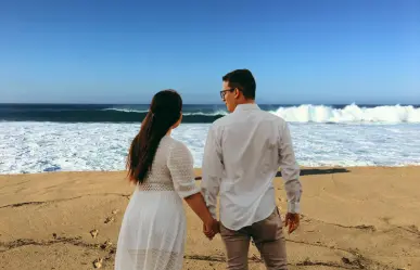 Visita la playa escondida en Todos Santos que todo surfista debería conocer