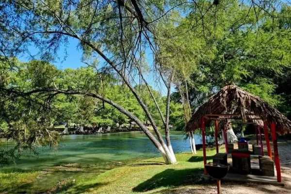 Semana Santa 2025: visita La Cascada y Las Delicias en Abasolo