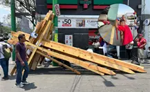 Familia viajó en mototaxi para participar en la Pasión de Cristo en Iztapalapa Familia viajó en mototaxi para participar en la Pasión de Cristo en Iztapalapa