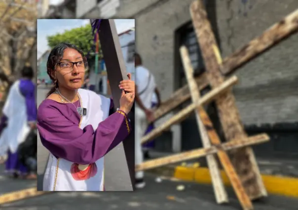 "Con actitud todo se puede": niñas cargan cruz de 40 kg al Cerro de la Estrella
