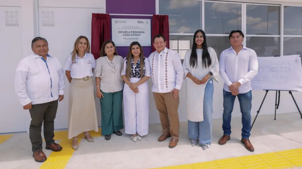 Entregan nuevas aulas dignas en Casa Otoch para las niñas y niños