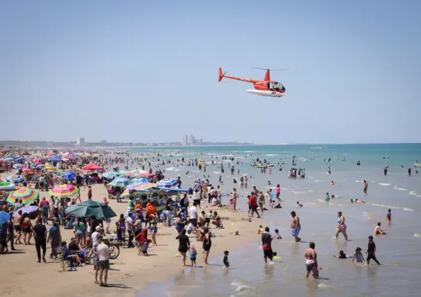 Playa Miramar recibe a turistas nacionales e internacionales en Semana Santa
