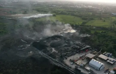Investigan origen de mega incendio en Villahermosa, Tabasco; hay daños ambientales