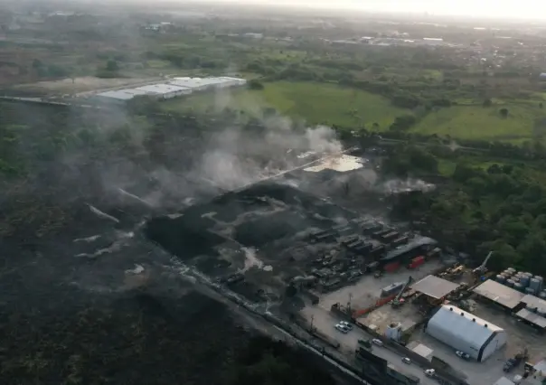 Investigan origen de mega incendio en Villahermosa, Tabasco; hay daños ambientales