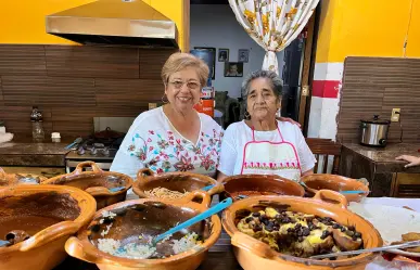 El mole de dátil que solo se cocina en Viesca, Coahuila: el secreto de doña Panchita