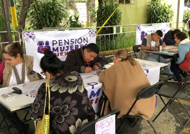 ¿Cuándo puedo recoger mi tarjeta de la Pensión Mujeres Bienestar?
