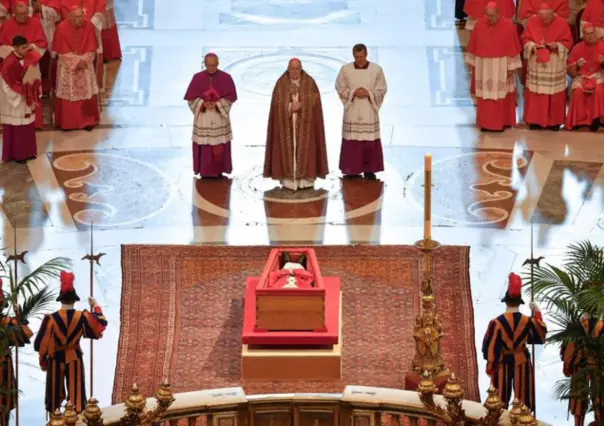 Vaticano analiza ampliar horarios de visita al Papa Francisco por alta demanda