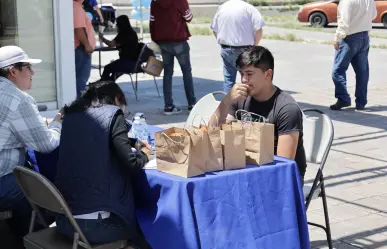 Realizan jornada del empleo en Saltillo dirigida a extrabajadores de General Motors