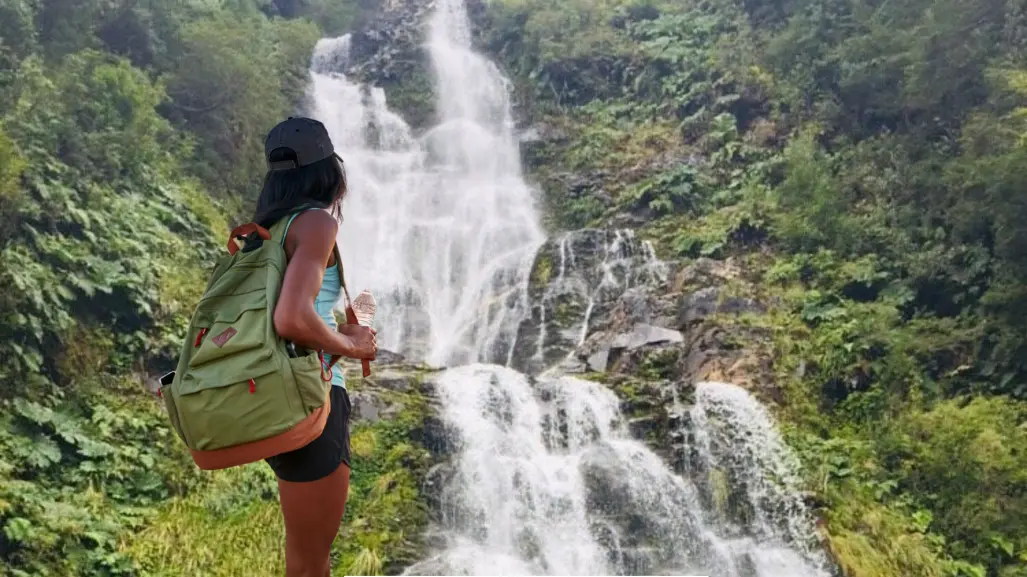 4 razones para practicar senderismo en la Cascada León, en La Paz: ¡descúbrelas!