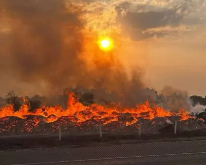 VIDEO | Arde aserradero en Tecámac; el fuego alcanza más de 10 metros