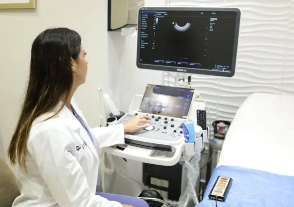 Christus Muguerza brinda atención médica a las mujeres con el programa "Feme Elle"