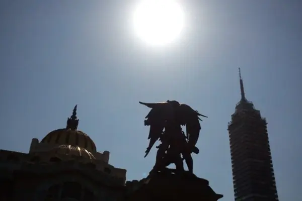 ¡Qué calor! Toma precauciones con el clima de CDMX para este jueves 24 de abril 