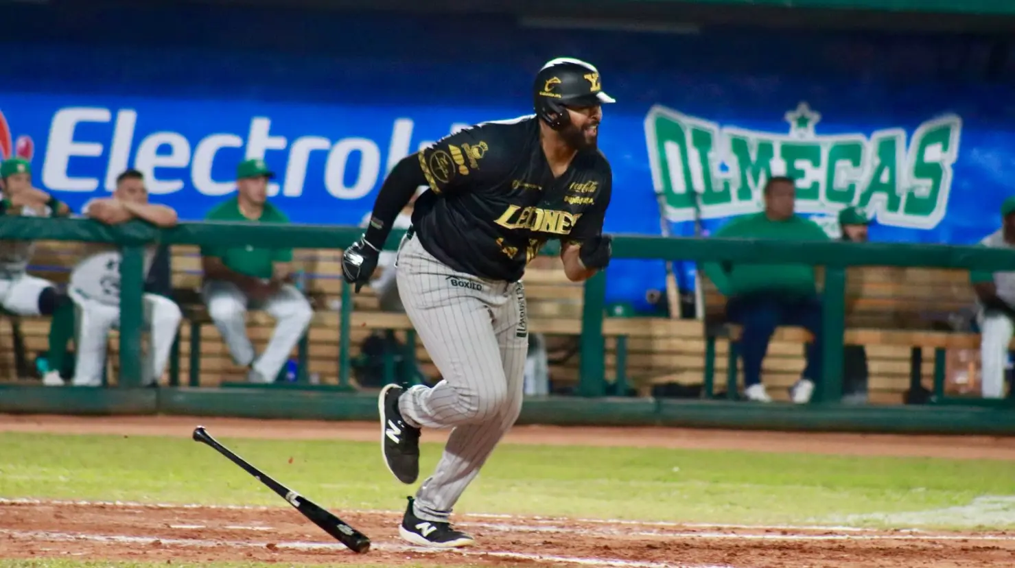 Los Leones de Yucatán se impusieron ante los Olmecas de Tabasco para llevarse la serie y regresar al Kukulcán este 25 de abril.- Fuente Leones de Yucatán