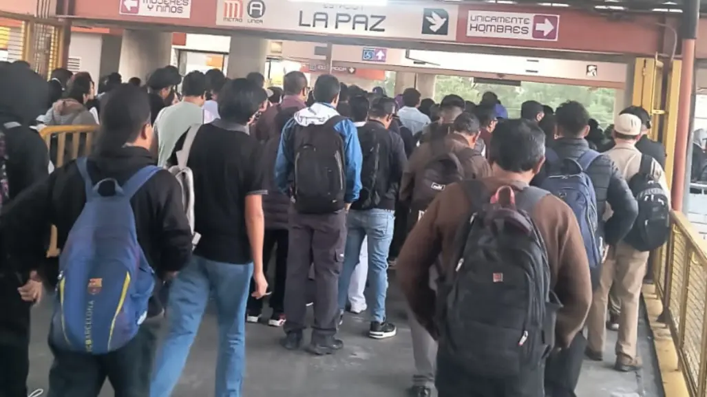 Metro CDMX: reportan desabasto de trenes en las Líneas A y B, además de retrasos en otras estaciones