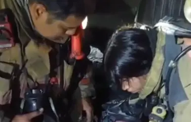 VIDEO | Mujer bombera revive a un hombre intoxicado durante un incendio en Durango