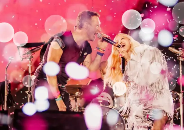 Coldplay y Rosé encienden Seúl: la épica colaboración de "APT" que enloqueció a los fans