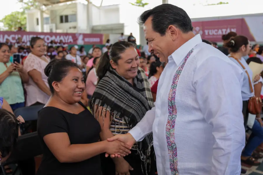 El programa Mujeres Renacimiento llega a Valladolid Yucatán