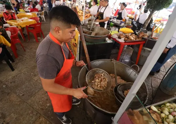 500 intoxicados por comer carnitas en Ajalpan, Puebla