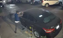 VIDEO | Robo de coche en Naucalpan: ladrones tardan más de 5 minutos