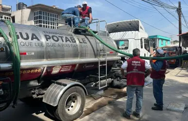 VIDEO | Abastecen con pipas a Teoloyucan tras toma de caseta por falta de agua