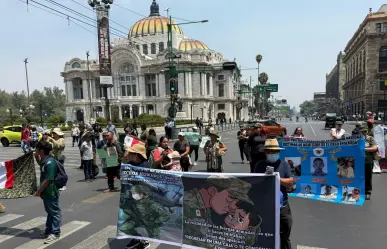 Familiares de militares desaparecidos protestan exigiendo respeto para las fuerzas armadas