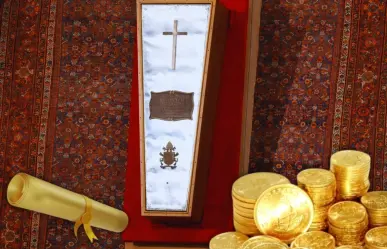 Estos son los artículos que ingresaron al ataúd del Papa Francisco