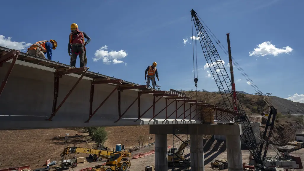 ¿Cuántos empleados tiene Coconal, la empresa que opera la autopista Durango - Torreón?