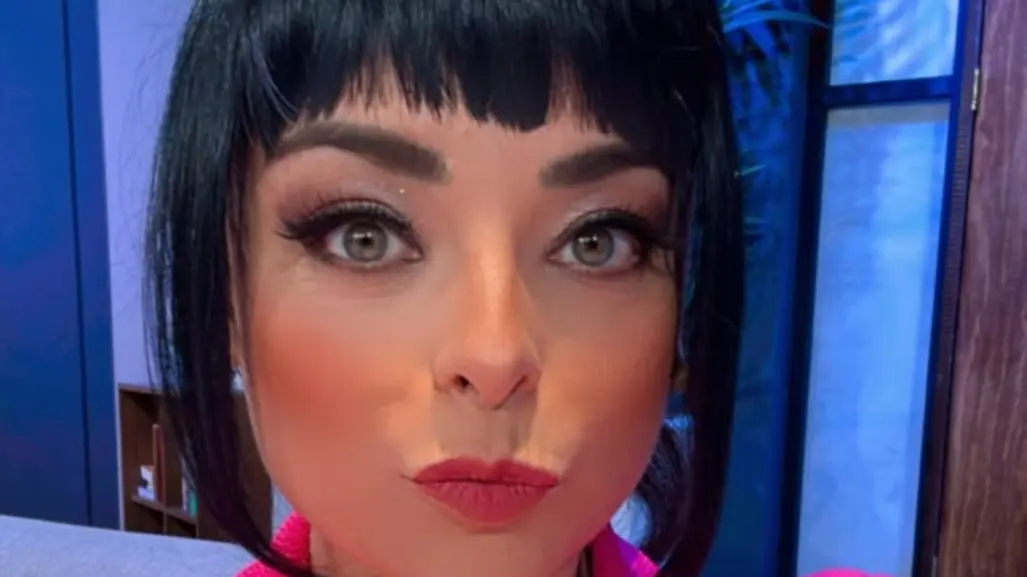 Violeta Isfel en polémica por cobrarle el saludo a uno de sus seguidores