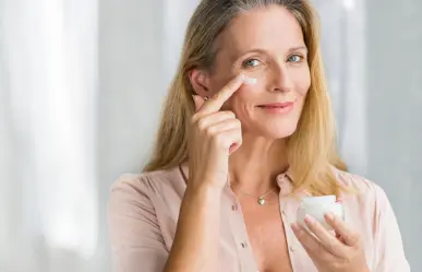 ¡Igual de efectiva que una mascarilla! Aprende a hacer tu propia crema casera para eliminar arrugas