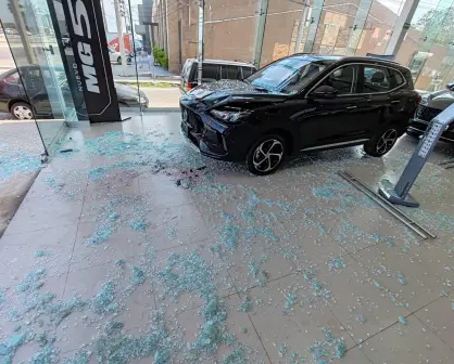 Ventanal destrozado en agencia MG de Tampico: ¿Que fue lo que sucedió?
