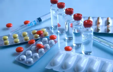 Anticorrupción inhabilita a empresa por compra irregular de medicamentos; 16 más en la mira