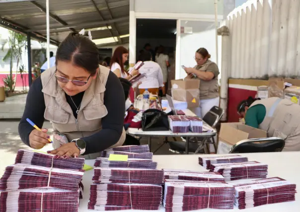 ¿Cuándo será la entrega de tarjetas de la Beca Benito Juárez para estudiantes de CDMX? Esto sabemos