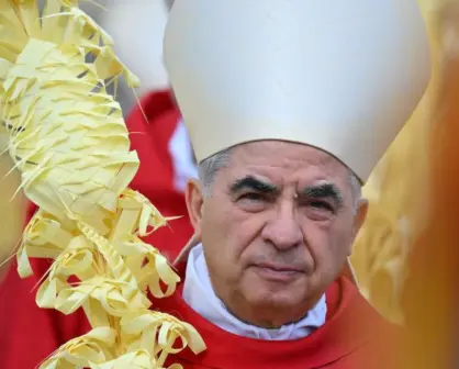 Cardenal Giovanni Angelo Becciu, condenado por malversación y fraude, renuncia al Cónclave