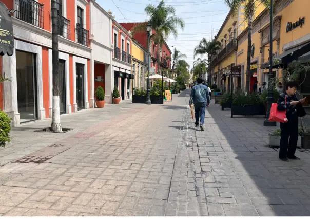 Reconocen comerciantes falta de limpieza en el Centro Histórico de Durango