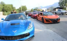 Detienen a 8 autos de lujo por exceso de velocidad en Carretera Nacional