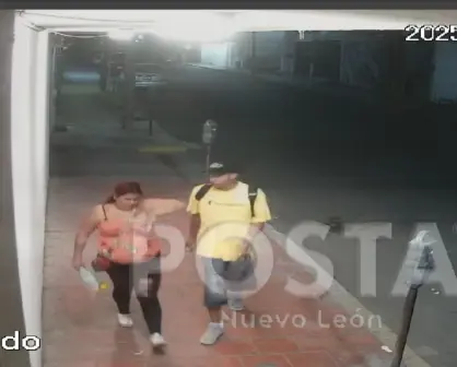 Graffitero daña propiedad en el centro de Monterrey