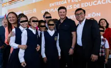 Samuel García entrega 44 aulas nuevas en Juárez para impulsar la educación