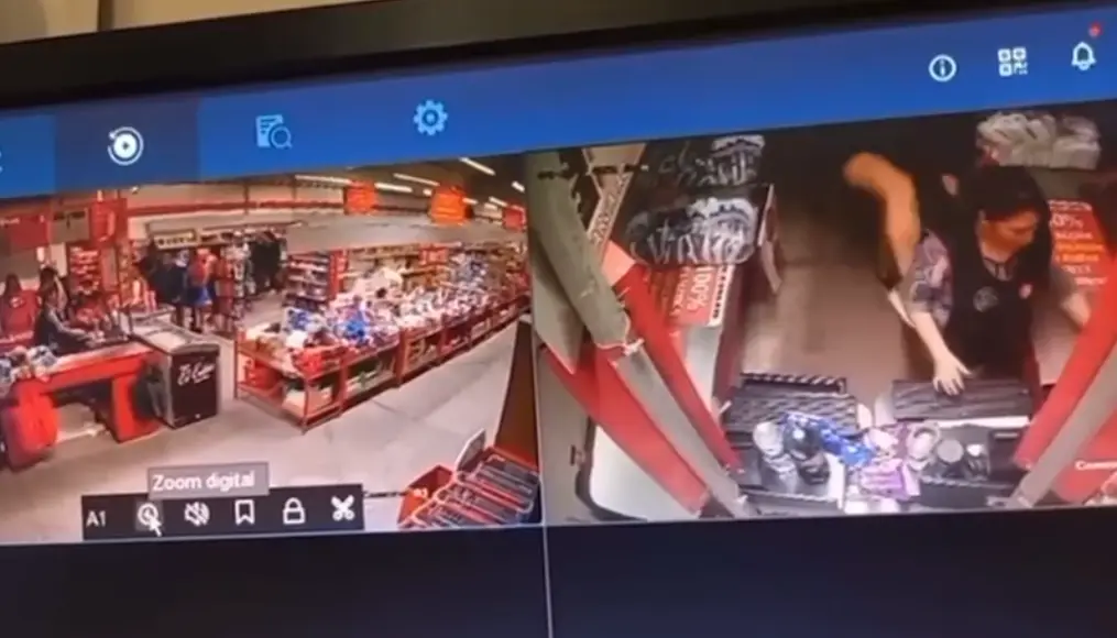 Mujeres roban y golpean a trabajadores de tienda en Ecatepec; momento quedó grabado