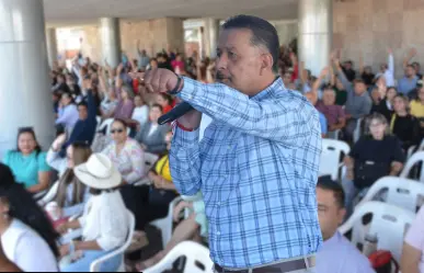 Burócratas de Baja California Sur retomarán labores tras acuerdo de aumento salarial