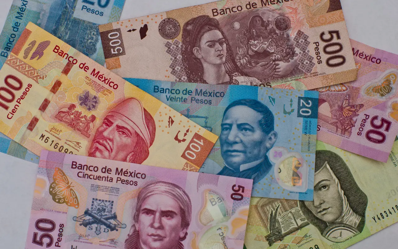 Billetes mexicanos. Foto: Canva