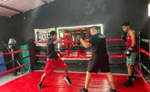 Usan jóvenes el boxeo como herramienta de lucha contra las adicciones en Salinas Victoria