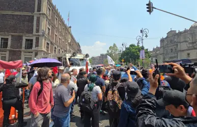 EN VIVO | Marchan integrantes de la CNTE en el marco del Día de Trabajo