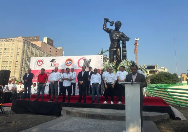 Conmemoran Día del Trabajo y piden mejores condiciones del transporte público