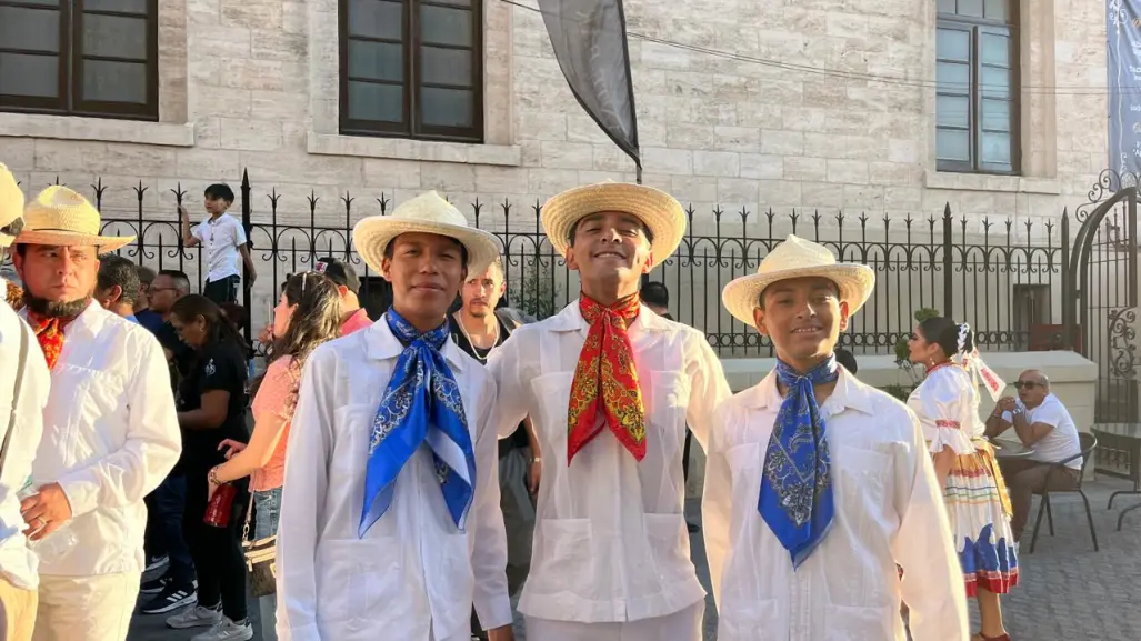 Reúne Saltillo a más de 100 danzantes coahuilenses en Paseo Capital