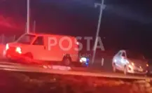 Enfrentamiento en autopista a Laredo deja tres víctimas, entre ellas dos agentes ministeriales