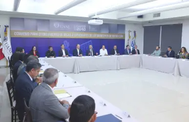 UANL y 27 municipios suman fuerzas para becar a jóvenes neoloneses