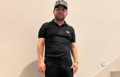 Luis R. Conriquez volverá a cantarle al Canelo Álvarez en Arabia Saudita