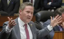 Donald Trump destituye al secretario Mike Waltz tras escándalo del Signal Gate