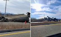Tráiler se vuelca en carretera La Paz–Todos Santos; no hubo heridos Tráiler se vuelca en carretera La Paz–Todos Santos; no hubo heridos
